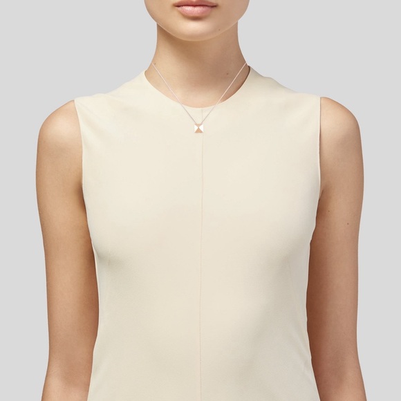 Roberto Coín 18k Pyramid Stud Pendant Necklace - Picture 6 of 8